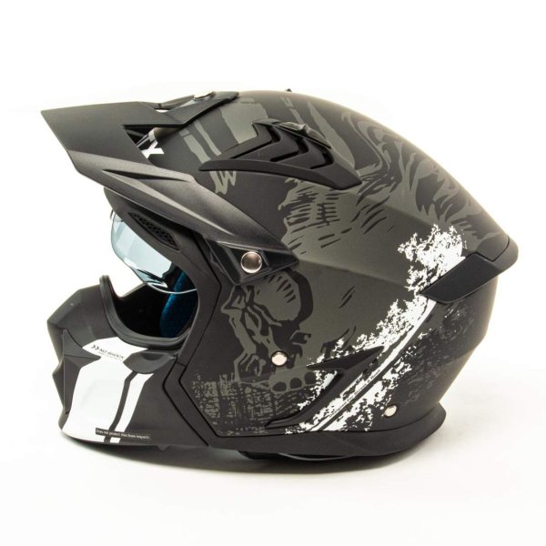 Шлем мото мотард GTX 690 #1 (M) BLACK/BLACK WHITE